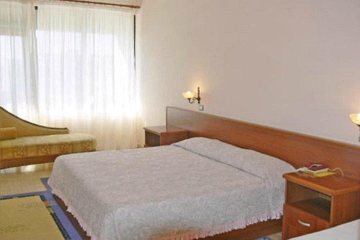 Akropoli Hotel Kryemedhej ภายนอก รูปภาพ