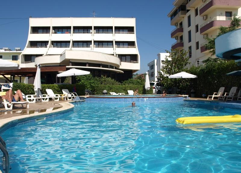 Akropoli Hotel Kryemedhej ภายนอก รูปภาพ