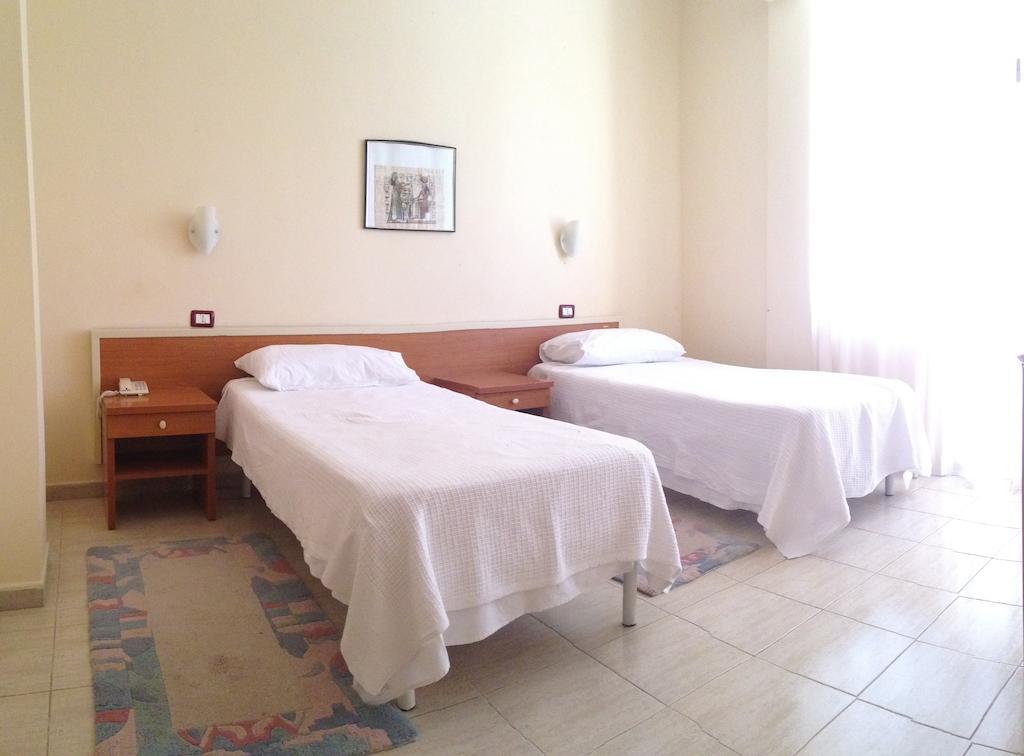 Akropoli Hotel Kryemedhej ห้อง รูปภาพ